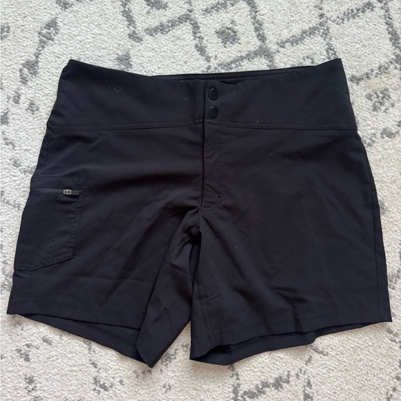 Avalanche Women's hiking Shorts - Picture 1 of 2